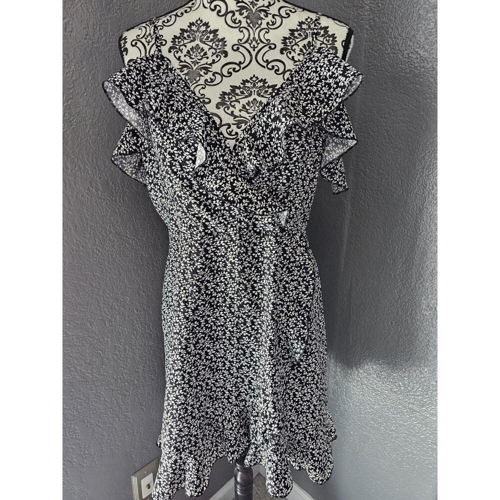 Womens Shein Cold Shoulder Spaghetti Strap Dress Size Large Black & White Floral